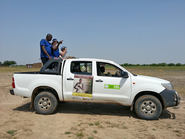 Photo of the study team driving through the streets of N’Djaména looking for and counting the freely roaming dogs.