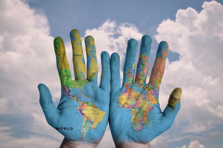 World map-Hands