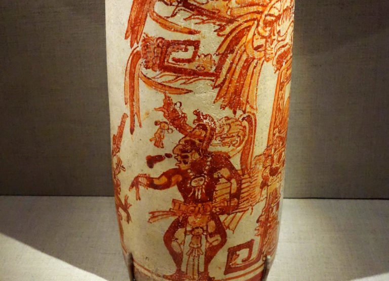 Maya vase in De Young Museum
