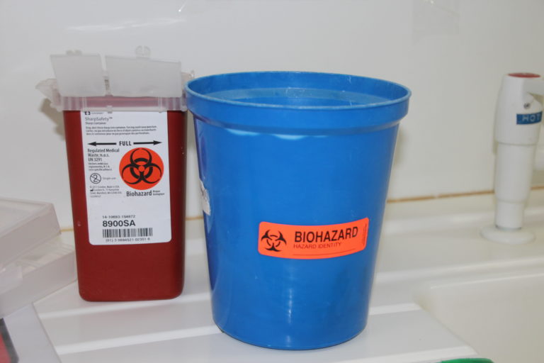 Two boxes used to discard contaminated sharp objects_4013.JPG