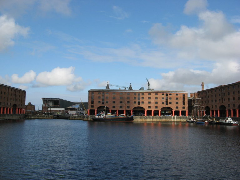 Photo of the buildings around the water in the dock