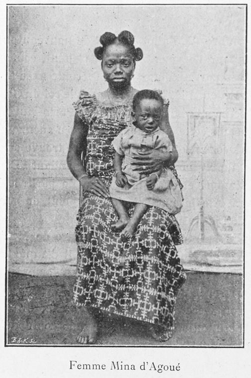 ‘Femme Mina d'Agoué’ (1900). Schomburg Center for Research in Black Culture, Jean Blackwell Hutson Research and Reference Division. The New York Public Library Digital Collections. 