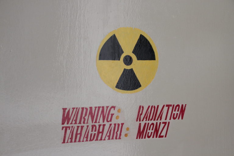 Sign for ionizing radiation on a hospital door in Tanzania_3883.JPG